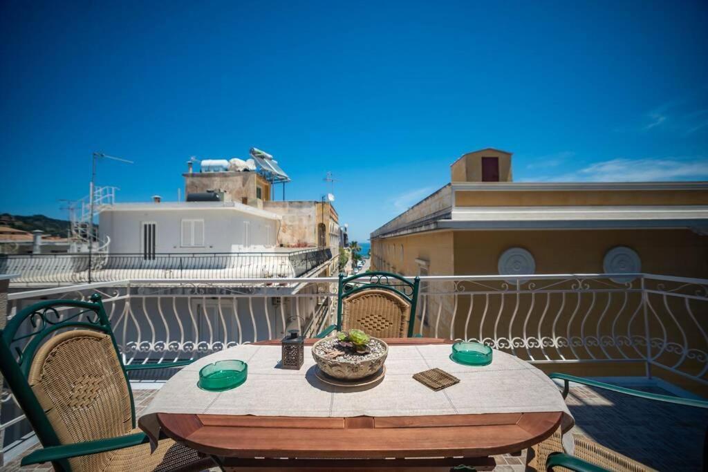 El Sueno De Zante City Center Apartments ภายนอก รูปภาพ